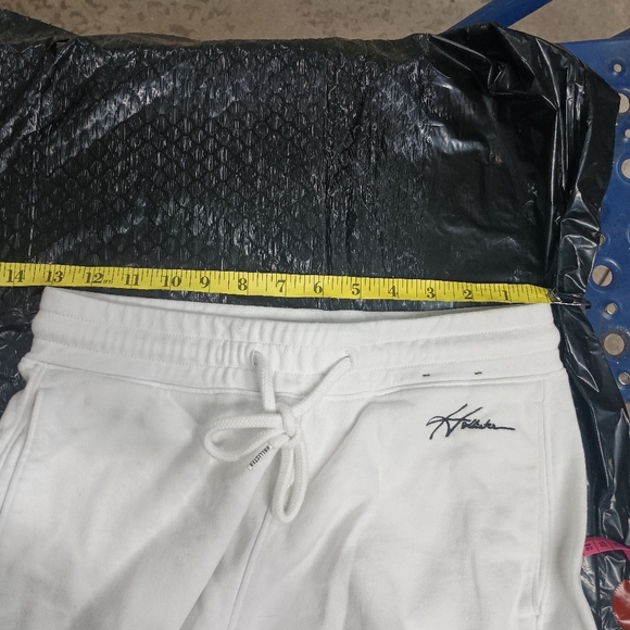 Hollister White Athletic Shorts with Drawstring Tie - Picture 7 of 12